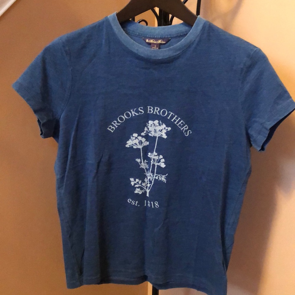 Women’s t-shirt